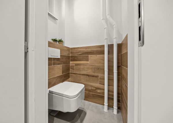 Na predaj priestranný 1-izbový byt po kompletnej rekonštrukcii na Vajnorskej ulici, Bratislava - Nové Mesto