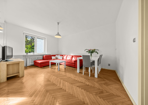 Na predaj 5-izbový byt s výmerou 114 m² v tichej a zelenej časti Ružinova – Ostredky na ulici Planét