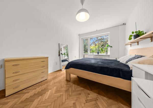 Na predaj 5-izbový byt s výmerou 114 m² v tichej a zelenej časti Ružinova – Ostredky na ulici Planét