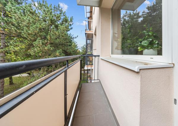 Na predaj 5-izbový byt s výmerou 114 m² v tichej a zelenej časti Ružinova – Ostredky na ulici Planét