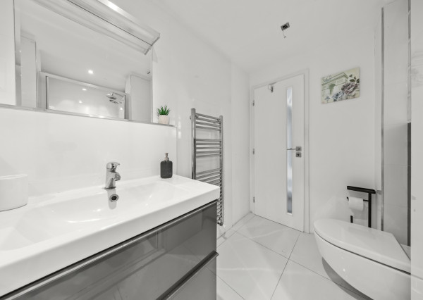 Na predaj elegantný 4 izbový mezanín s terasou pri Horskom parku