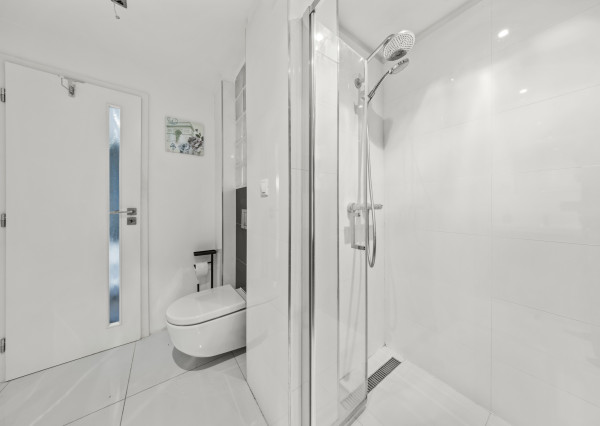 Na predaj elegantný 4 izbový mezanín s terasou pri Horskom parku