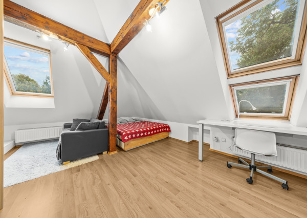 Na predaj elegantný 4 izbový mezanín s terasou pri Horskom parku