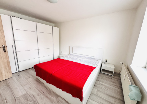 Na prenájom 2-izbový zariadený byt v Holíči – ul. Sasinkova.