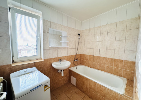 Na prenájom 2-izbový zariadený byt v Holíči – ul. Sasinkova.