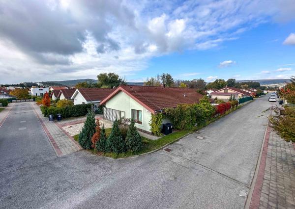 PRENÁJOM 4 izb. rodinného domu, Púpavová ul., Pezinok