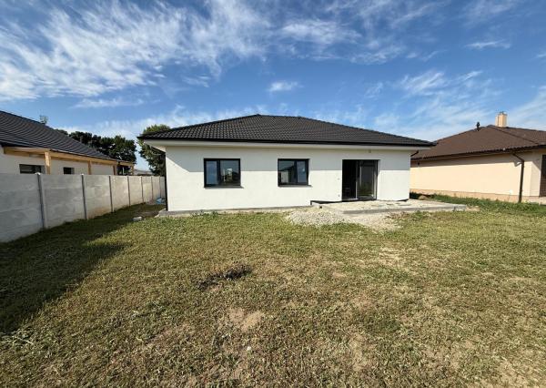 4 izbová NOVOSTAVBA v Cíferi na predaj v štandarde