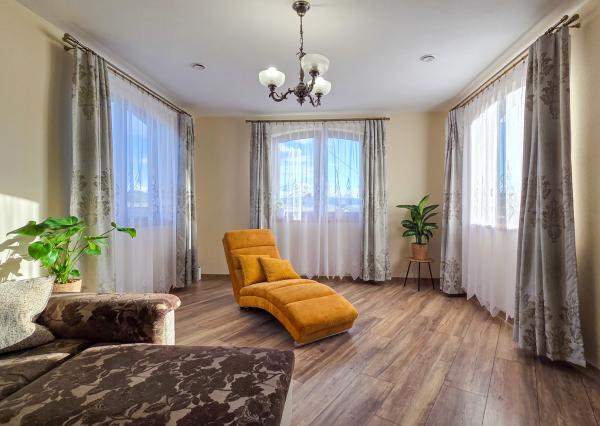 SPIŠSKÝ HRHOV- EXKLUZÍVNY rodinný dom s PROFI záhradou