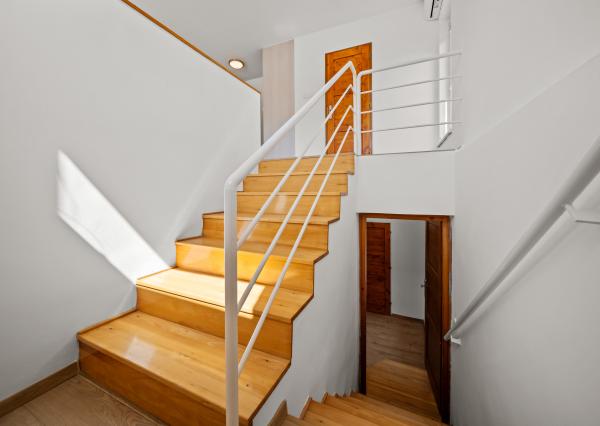 Predaj priestranného 4 izbového rodinného domu s bazénom na Kolibe