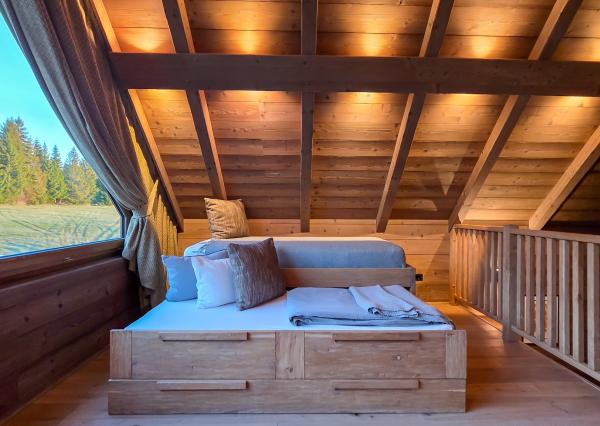 LUXUSNÉ zrubové chalupy s výhľadom na Kriváň (obec Východná)