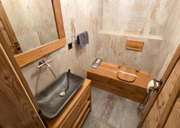 LUXUSNÉ zrubové chalupy s výhľadom na Kriváň (obec Východná)