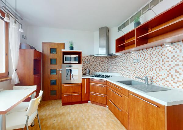 PREDAJ 4 izb. bytu Jilemnického ul., Dunajská Streda, loggia