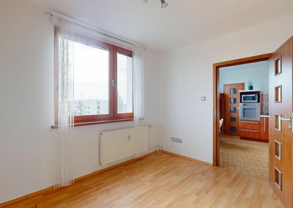 PREDAJ 4 izb. bytu Jilemnického ul., Dunajská Streda, loggia