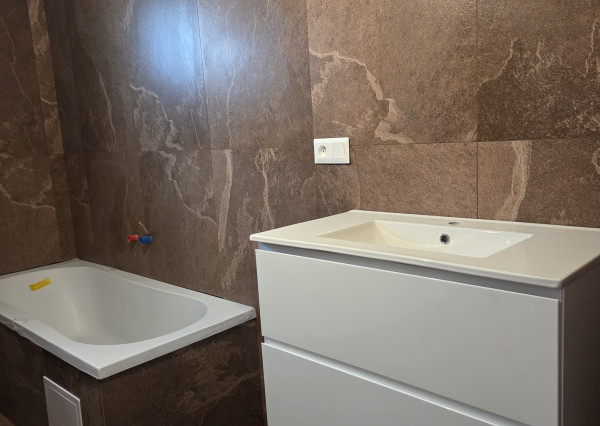 Predaj rodinných domov v obci Čečínska Potôň