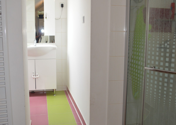 Prenájom priestranného bytu v rodinnom dome – Sadová ulica, Senica.