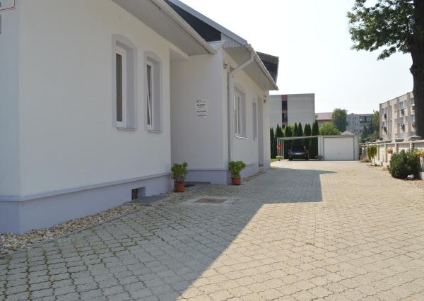 Prenájom priestranného rodinného domu – Sadová ulica, Senica.