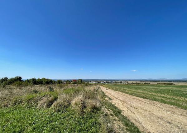Predaj exkluzívneho pozemku 5 400 m² v lokalite Vysoké pole – Skalica.