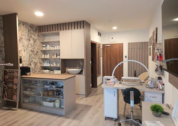 Odstúpenie prenájmu exluzívneho Beauty Salónu v centre mesta