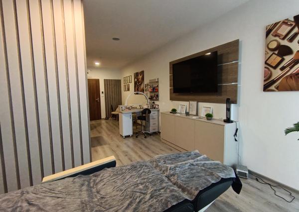 Odstúpenie prenájmu exluzívneho Beauty Salónu v centre mesta