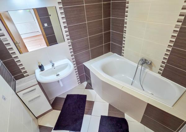 2-izbový mezonetový byt pod Vysokými Tatrami (Veľký Slavkov)