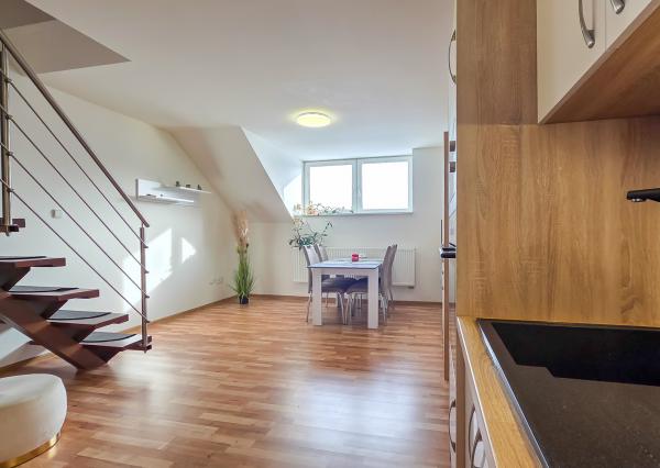 2-izbový mezonetový byt pod Vysokými Tatrami (Veľký Slavkov)