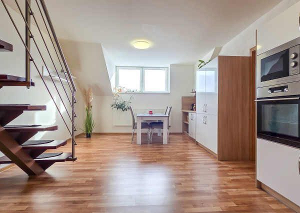 2-izbový mezonetový byt pod Vysokými Tatrami (Veľký Slavkov)