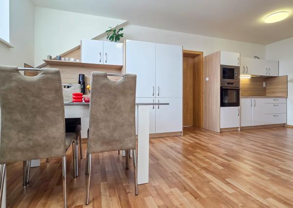 2-izbový mezonetový byt pod Vysokými Tatrami (Veľký Slavkov)