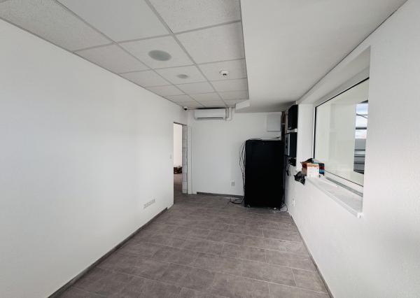 NA PREDAJ: Moderná komerčná budova vo fáze finalizácie – Senica.