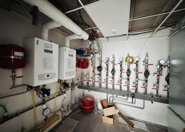 NA PREDAJ: Moderná komerčná budova vo fáze finalizácie – Senica.