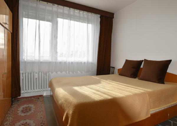 PREDAJ:  3-izbový byt  s Loggiou  Bratislava -  Dúbravka