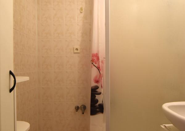 PREDAJ:  3-izbový byt  s Loggiou  Bratislava -  Dúbravka