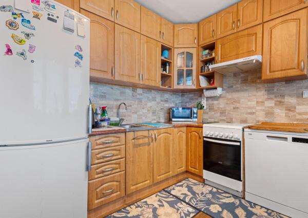 4-izbový byt s loggiou, pivnicou a potenciálom –Bernolákovo