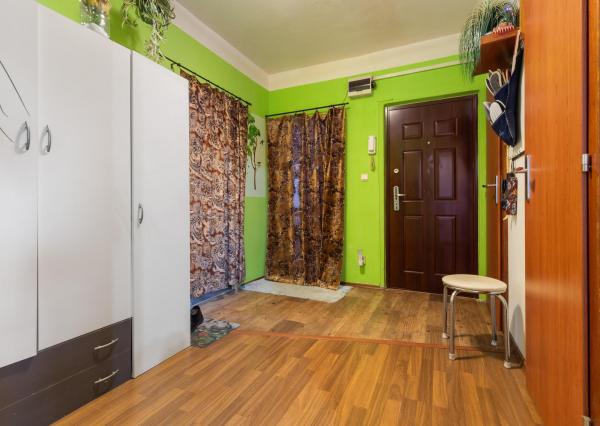 4-izbový byt s loggiou, pivnicou a potenciálom –Bernolákovo