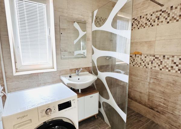 Na prenájom 1-izbový zariadený byt,Holíč -okres Skalica.