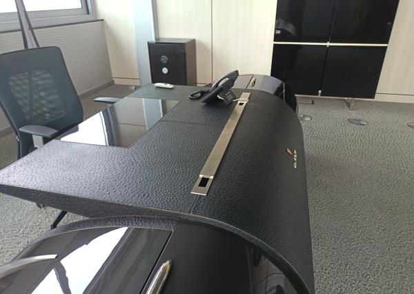 Ikonické Sídlo na prenájom pre Lídrov na 10. Poschodí