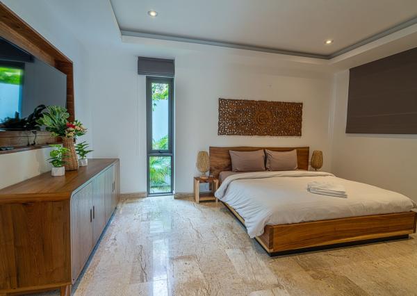 Luxusná 4-izbová vila z travertínu na predaj v Chaweng Noi, Koh Samui