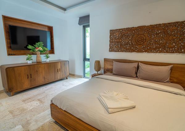 Luxusná 4-izbová vila z travertínu na predaj v Chaweng Noi, Koh Samui