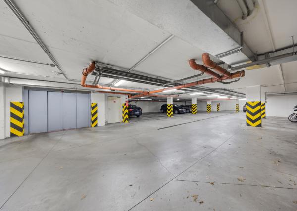 NA PREDAJ_3 IZBOVÝ KOMPLETNE ZARIADENÝ LUXUSNÝ BYT V CENTRE ŠAMORÍNA