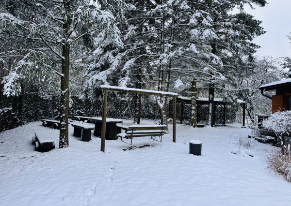 Na predaj rekreačná chata v srdci Skalických hôr .