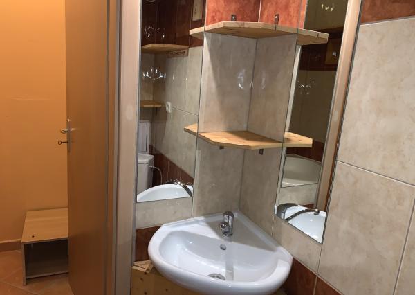 Prenájom zariadenej garsónky na Polárnej v Ružinove