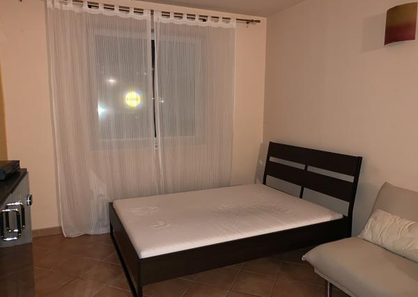 Prenájom zariadenej garsónky na Polárnej v Ružinove