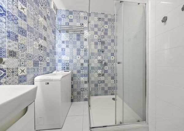 PRENÁJOM -  VEĽKOMETRÁŽNY, BEZBARIÉROVÝ 2-IZBOVÝ BYT V NOVOSTAVBE, CENTRUM ŠAMORÍN