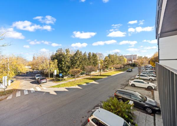 PRENÁJOM -  VEĽKOMETRÁŽNY, BEZBARIÉROVÝ 2-IZBOVÝ BYT V NOVOSTAVBE, CENTRUM ŠAMORÍN