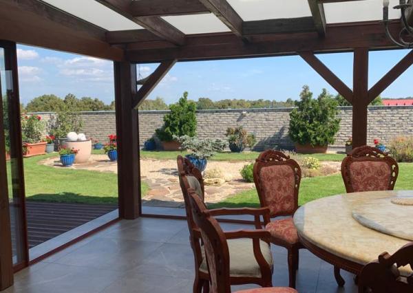 Na predaj 4 izbový  byt so zimnou záhradou a veľkou terasou