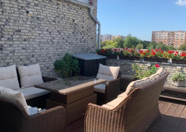 Na predaj 4 izbový  byt so zimnou záhradou a veľkou terasou