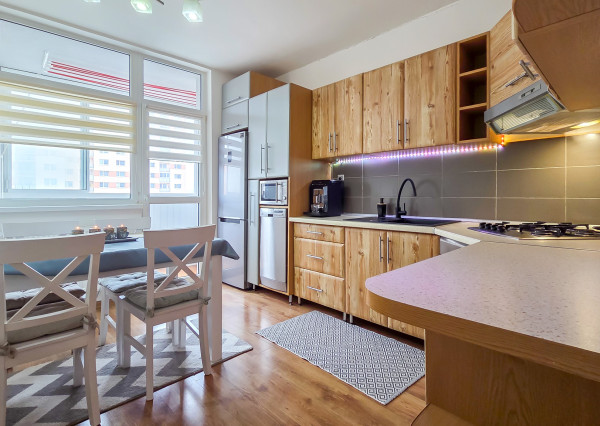 SPIŠSKÁ NOVÁ VES 3-izbový byt na PREDAJ (sídlisko Západ)