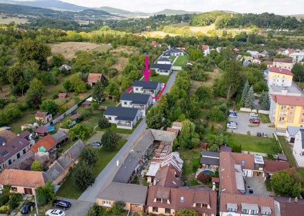 🏡 NA PREDAJ POSLEDNÝ RODINNÝ DOM v súkromnej ulici, Stará Turá