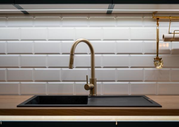 🏡 NA PREDAJ veľkometrážny 2izb.byt a garáž, Nové Mesto nad Váhom