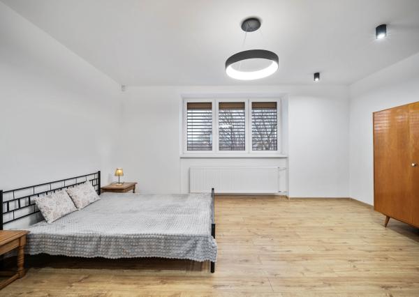 🏡 NA PREDAJ veľkometrážny 2izb.byt a garáž, Nové Mesto nad Váhom