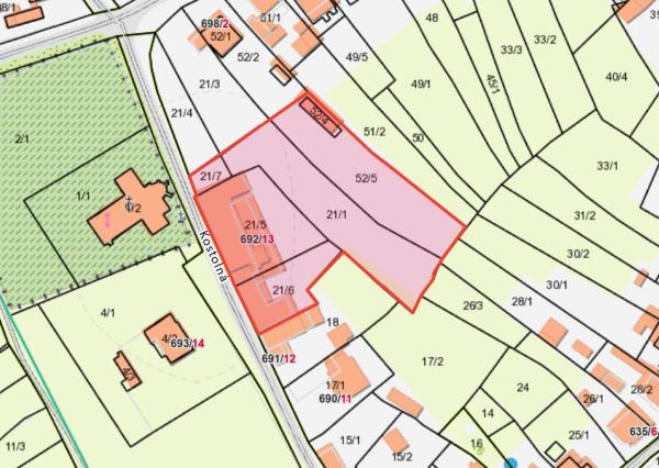 Areál v centre obce Jelka  – 5287 m²